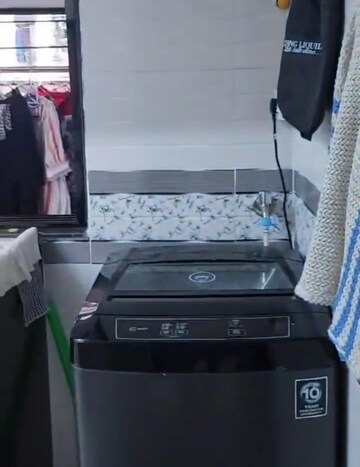 Furnished Amenities in 1 BHK Apartment at Morya Crystal, Santacruz East – for Rent