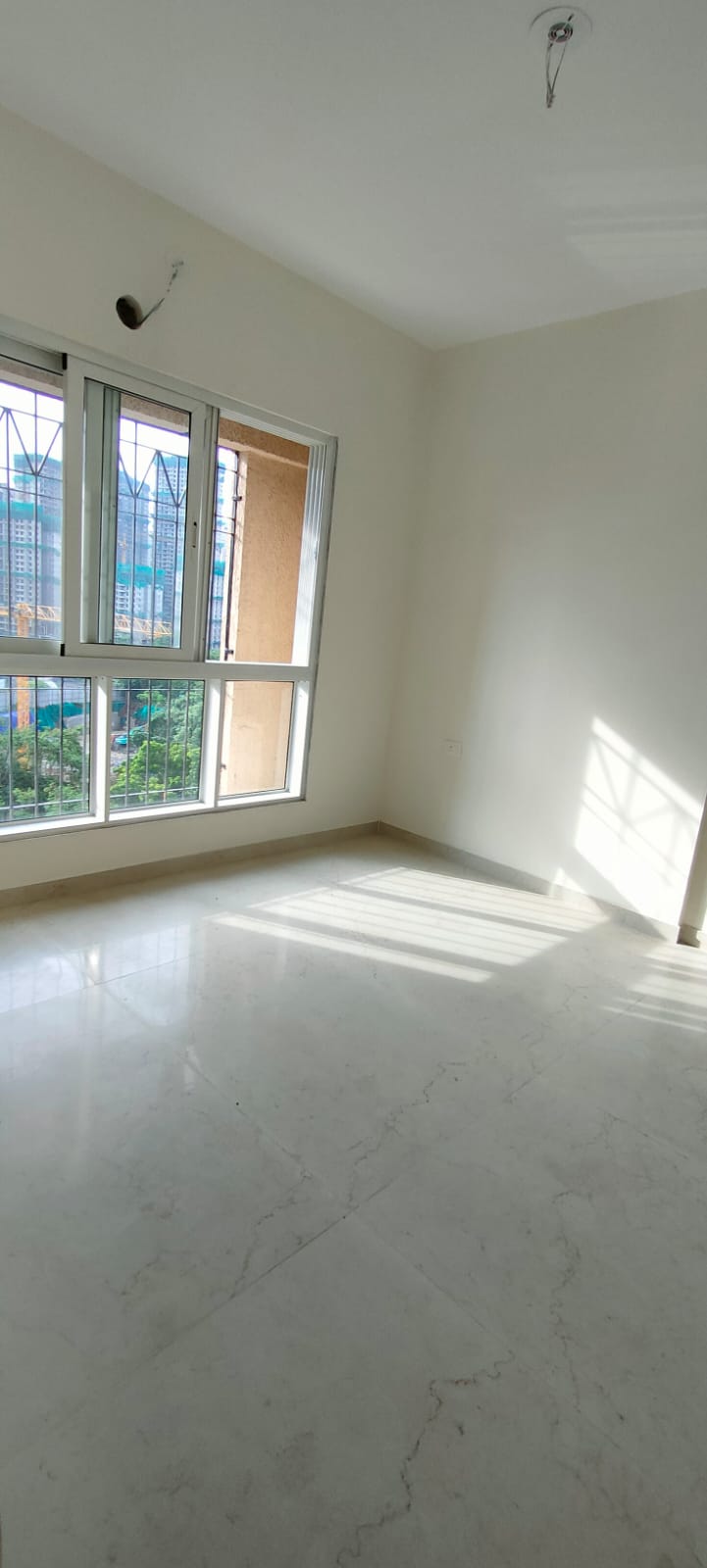 2 BHK Apartment For Rent in Kalpataru Immensa
