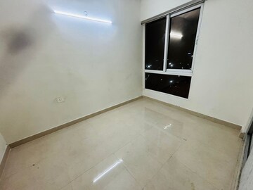 Room in 2 BHK Apartment at Signature The Millennia 3, Sector 37d – for Rent