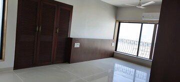 Room in 3 BHK Apartment at Jupiter Apartment Cuffe Parade, Cuffe Parade – for Rent