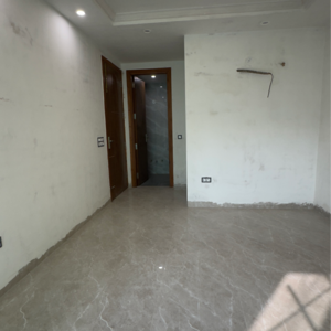 Room in 3 BHK Apartment at Palm Residency Chhatarpur, Rajpur Khurd Extension – for Rent