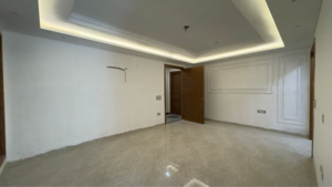 Room in 3 BHK Apartment at Palm Residency Chhatarpur, Rajpur Khurd Extension – for Rent