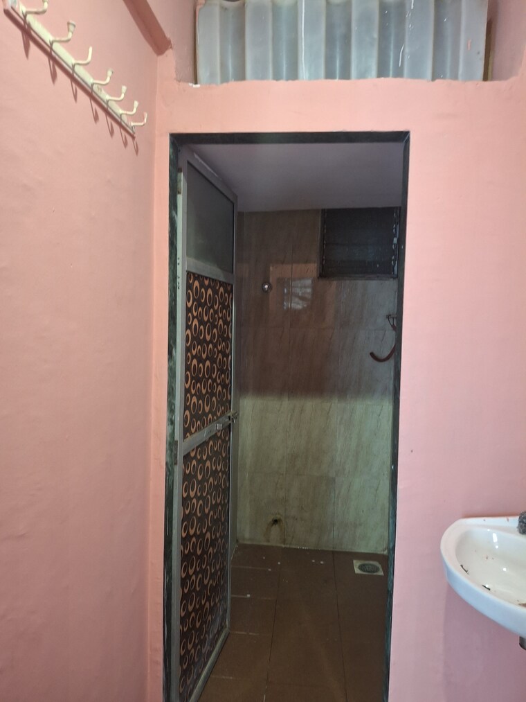 Bedroom, jogeshwari east 1 Bedroom 270 Sq.Ft. Apartment In Jogeshwari East Mumbai 10053213