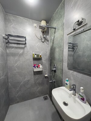 Bathroom in 2 BHK Apartment at Vartak Nagar – for Rent