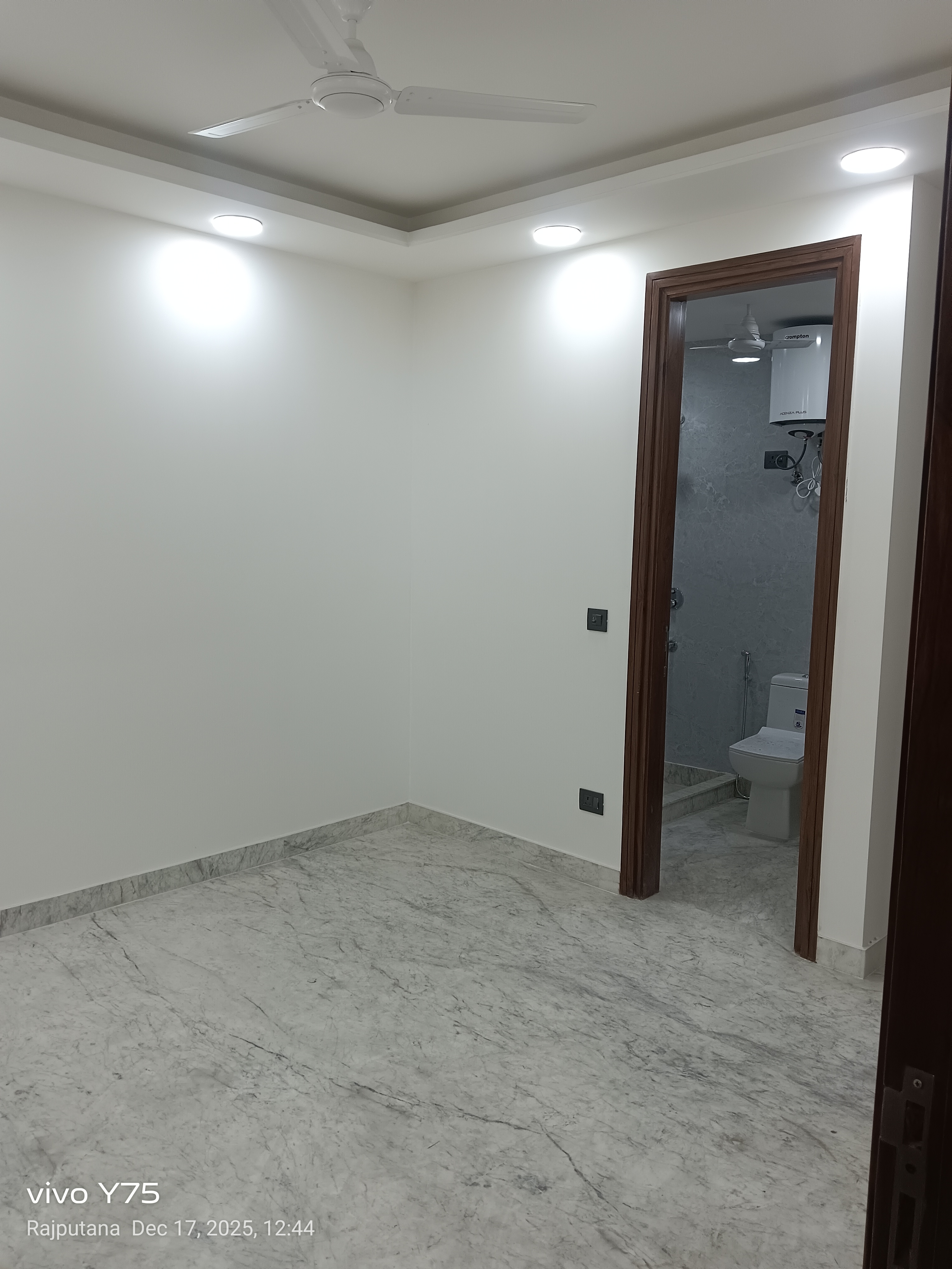 3 BHK Builder Floor For Sale in Govindpuri