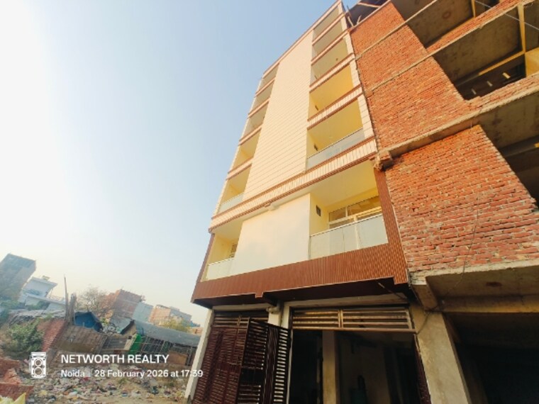 Exterior View, sector 73 2 Bedroom 965 Sq.Ft. Builder Floor In Sector 73 Noida 10053138