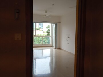 Room in 2 BHK Apartment at Godrej The Trees, Vikhroli East – for Rent