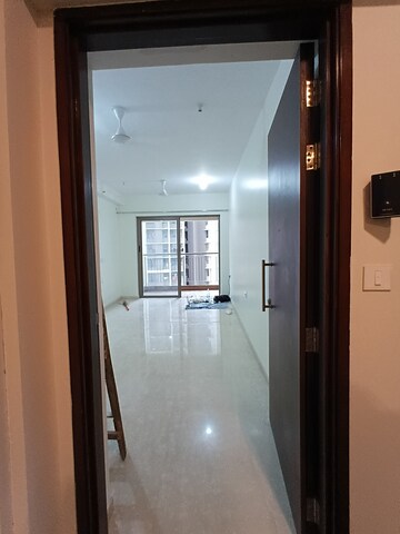 Furnished Amenities in 2 BHK Apartment at Kalpataru Paramount, Kapur Bawdi – for Sale