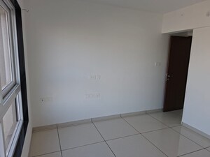 Room in 3 BHK Apartment at Kanchan Osian One and Only, Koregaon Park – for Rent