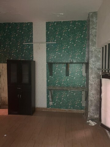 Furnished Amenities in 2 BHK Independent House at Alpha Ii Greater Noida – for Rent