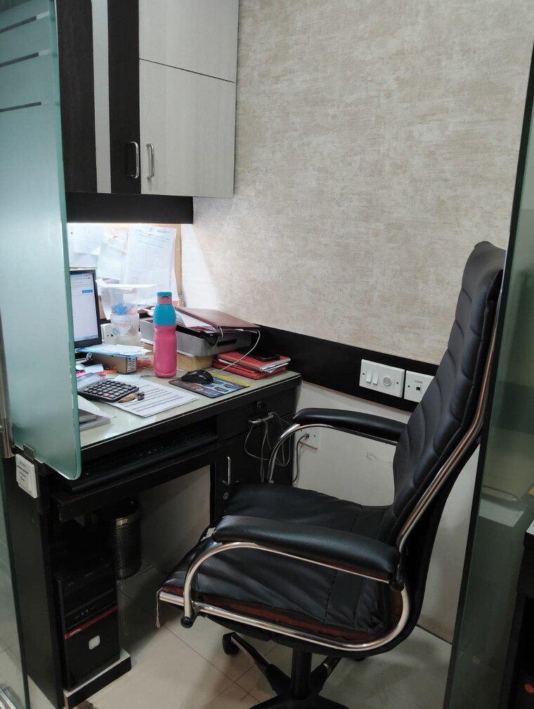 Kitchen, bbd bagh Commercial Office Space 800 Sq.Ft. In Bbd Bagh Kolkata 10053488