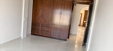 Room in 3 BHK Apartment at Prithvi Apartment Tardeo, Tardeo – for Rent