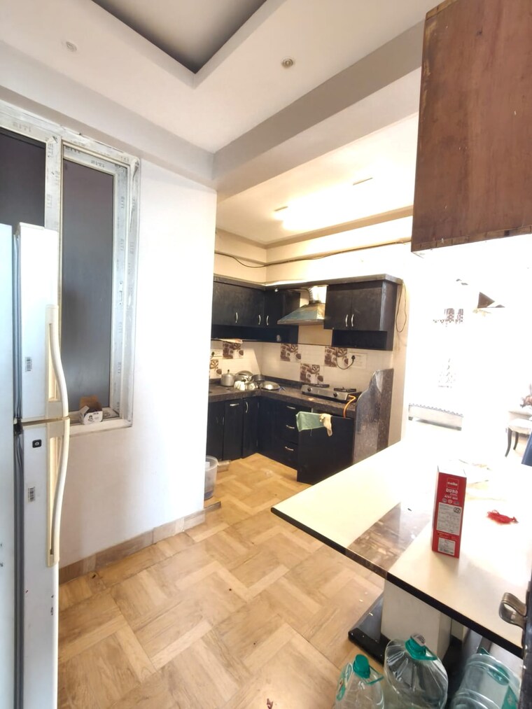 Kitchen, gomti nagar 3 Bedroom 1650 Sq.Ft. Apartment In Gomti Nagar Lucknow 10053570