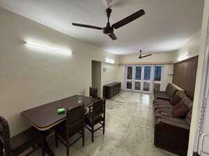 Master Bedroom in 2 BHK Apartment at Rajnigandha CHS Goregaon, Goregaon East – for Rent
