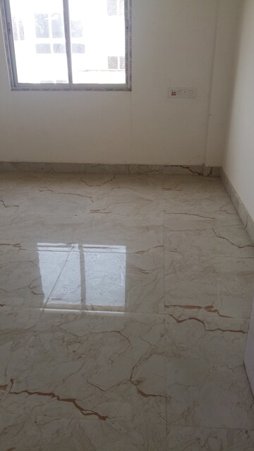 Room in 2 BHK Apartment at Natural Awas, Chinar Park – for Sale