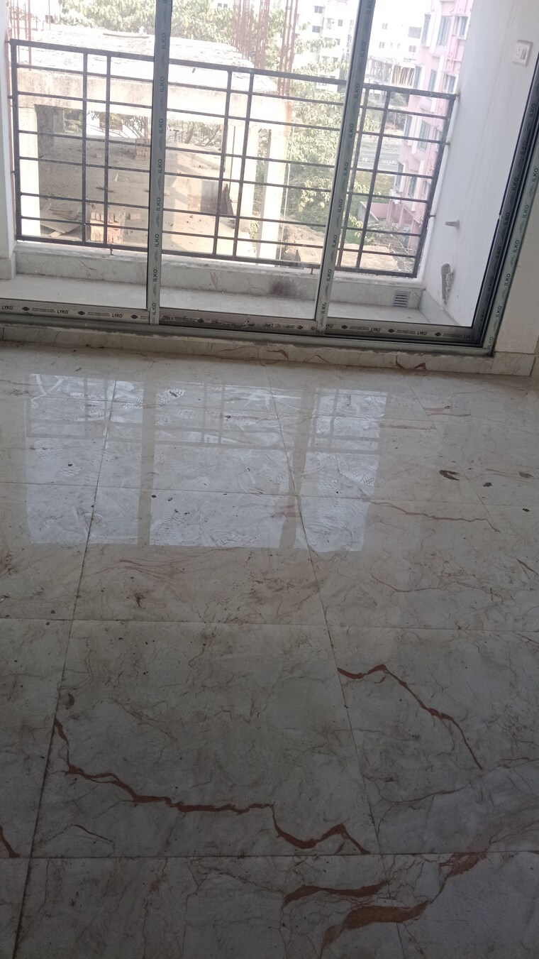 Balcony, natural-awas 2 Bedroom 1230 Sq.Ft. Apartment In Chinar Park Kolkata 10053627