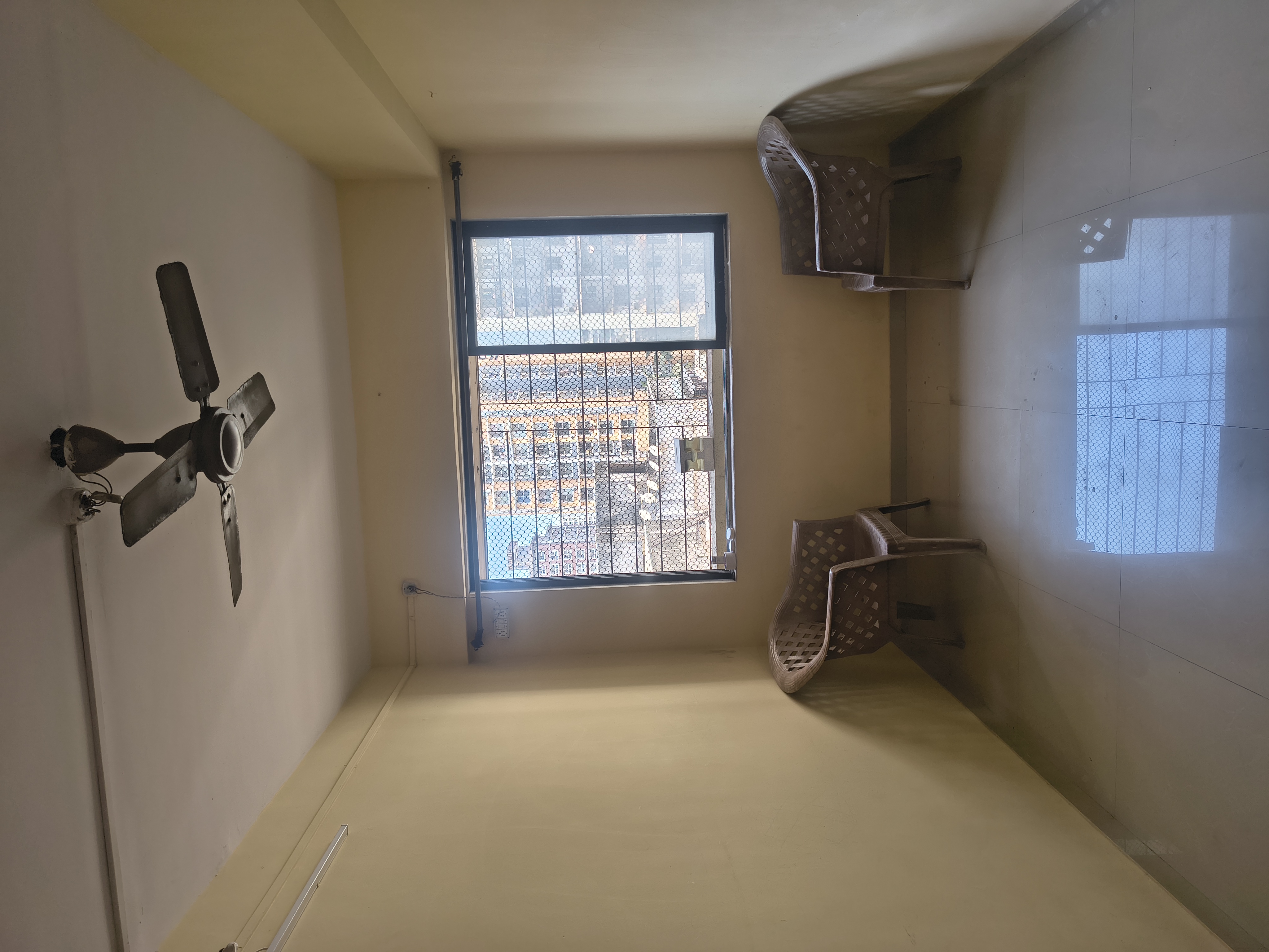 1 BHK + Study Room Apartment For Rent in Kurla West