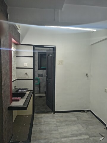 Furnished Amenities in 1 BHK Apartment at Kurla East – for Rent