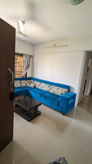 3 BHK Apartment For Rent in DLH Sorrento, Veera Desai Road