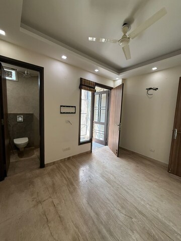 Room in 2.5 BHK Builder Floor at Jharoda Majra Burari – for Sale