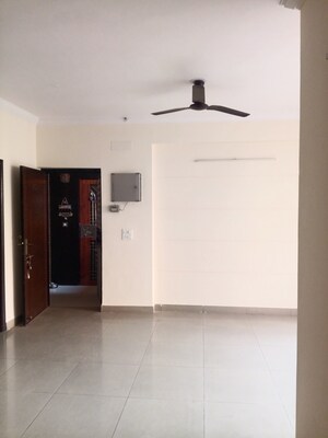 Room in 3 BHK Apartment at Saya Zion, Sector 4 Greater Noida – for Rent