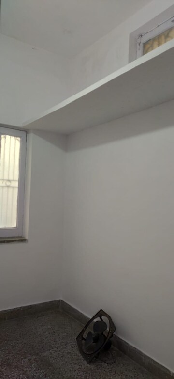 1 BHK Builder Floor For Rent in Jakhan