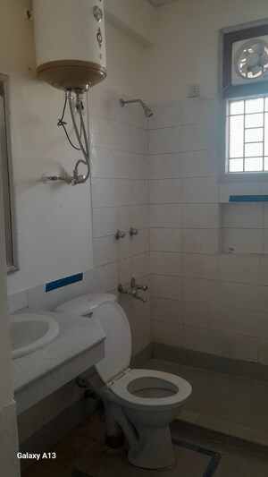 Bathroom in 3 BHK Builder Floor at Unitech South City II, Sector 50 – for Rent