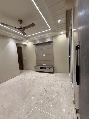 Room in 3 BHK Builder Floor at Fateh Nagar – for Sale