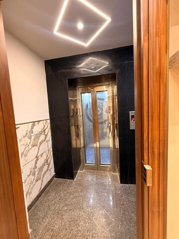 Building Lobby in 3 BHK Builder Floor at Fateh Nagar – for Sale