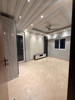 Room in 3 BHK Builder Floor at Fateh Nagar – for Sale