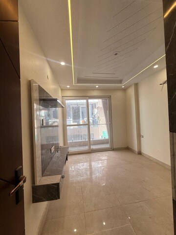 Room in 3 BHK Builder Floor at Vishnu Garden – for Sale