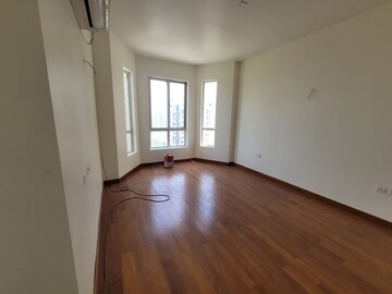 Room in 2 BHK Apartment at 3C Lotus Boulevard, Sector 100 – for Rent