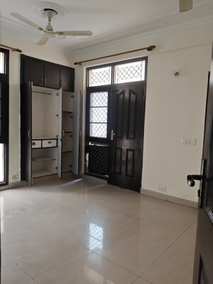 Room in 2 BHK Apartment at Prateek Grand City, Siddharth Vihar – for Sale