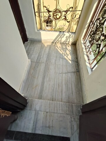 Staircase in 2 BHK Builder Floor at Vaishali Sector 3 – for Rent