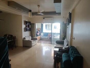 2 BHK Flat for Sale in Science City, Ahmedabad