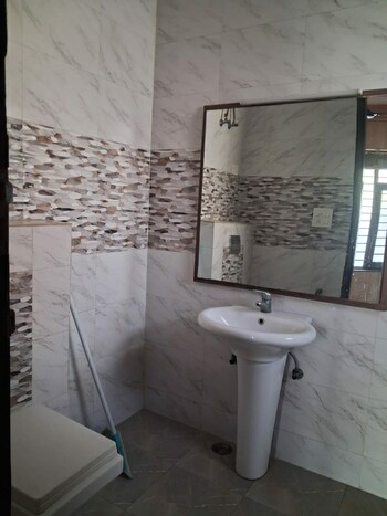 3.5 BHK Builder Floor for Rent in Sector 28, Faridabad