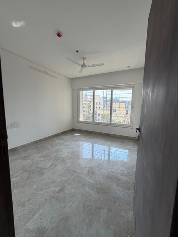 Room in 3.5 BHK Apartment at G M Kenjale Emirus Apartment, Baner – for Rent