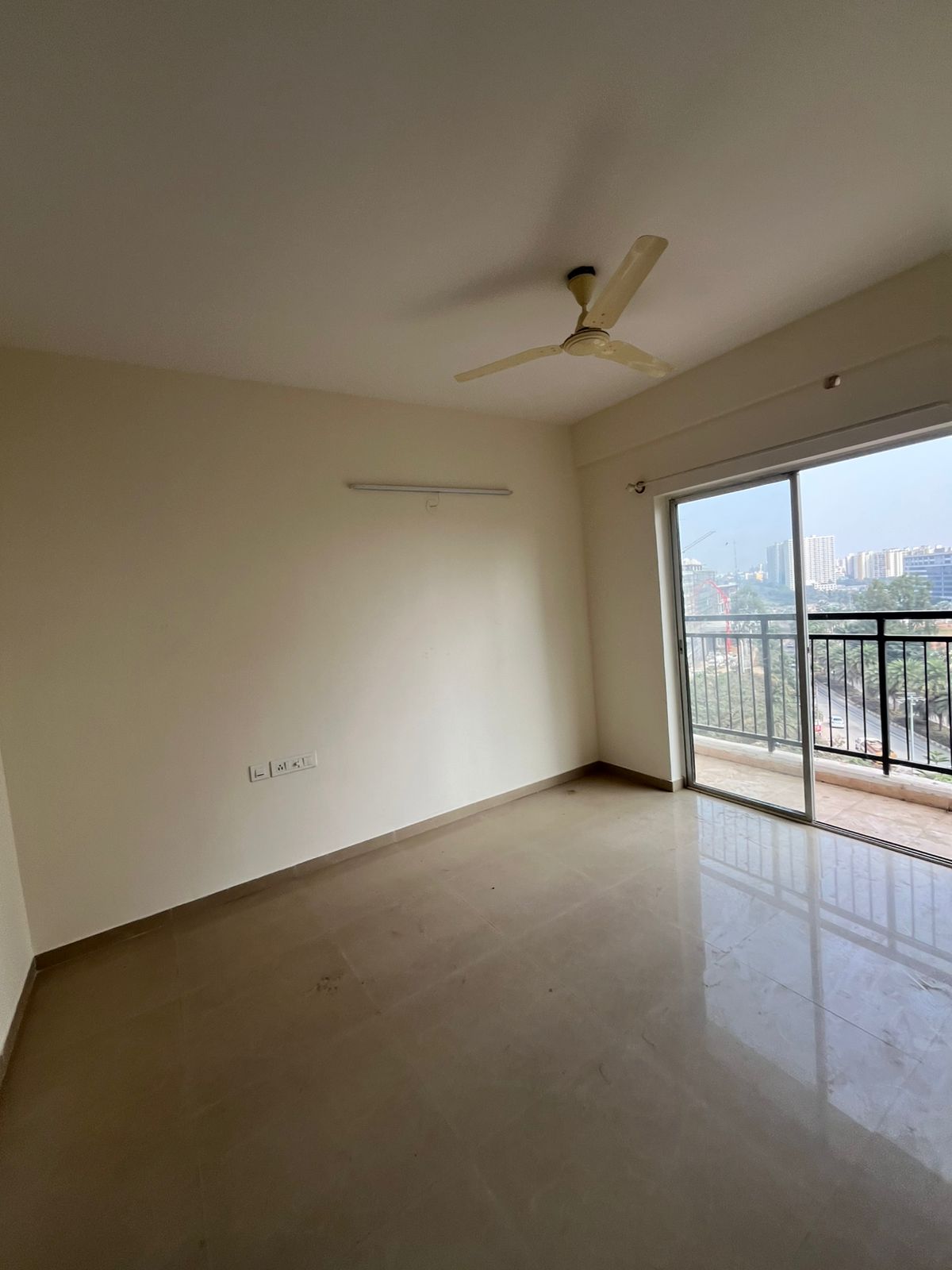 3 BHK 1500 Sq.Ft. Apartment in Patel Smondoville