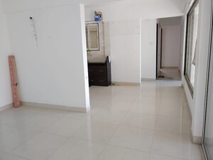 Room in 3 BHK Apartment at Anshul Eva, Bavdhan – for Rent