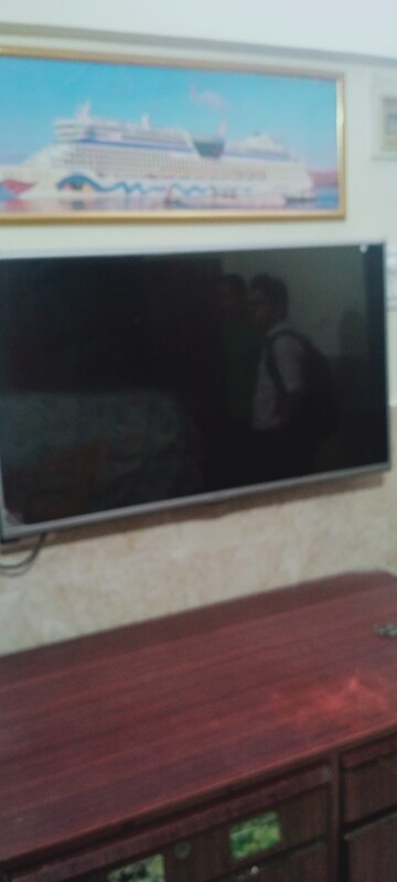 Furnished Amenities in 1 RK Apartment at Bindra Complex, Andheri East – for Rent