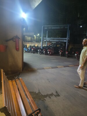 Furnished Amenities in 2 BHK Apartment at Bhoomi Midas, Kurla – for Rent