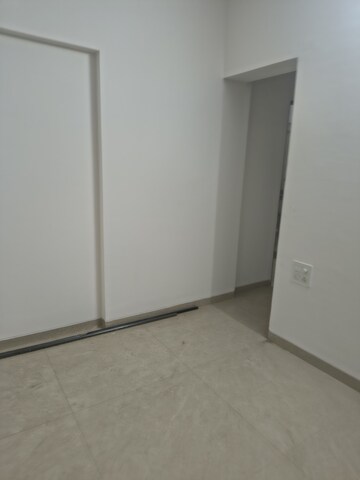 Furnished Amenities in 2 BHK Apartment at Bhoomi Midas, Kurla – for Rent