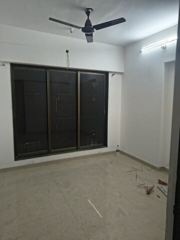 Furnished Amenities in 2 BHK Apartment at Bhoomi Midas, Kurla – for Rent