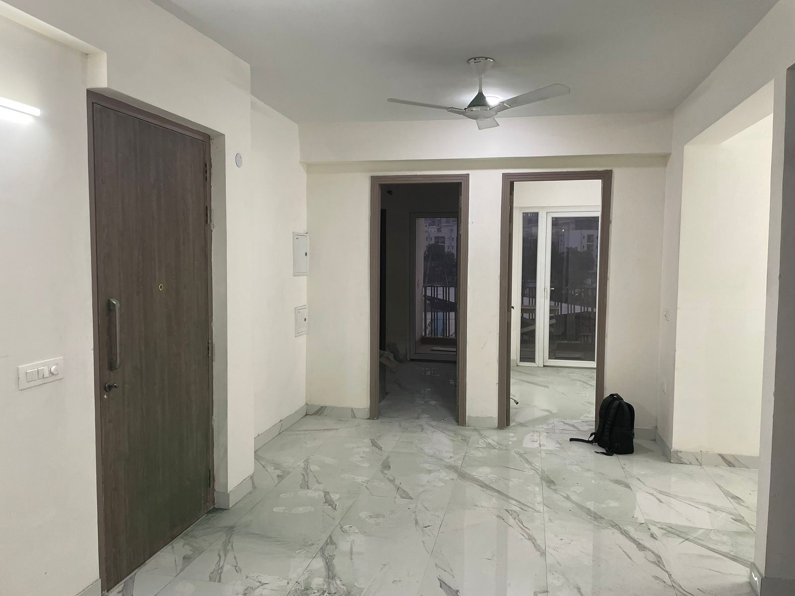 2.5 BHK + Study Room Builder Floor For Rent in Smart World Gems