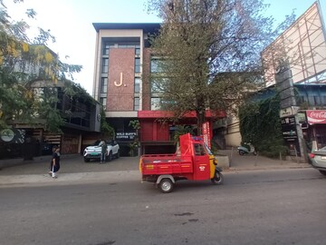 Parking in  Showroom at Kakkanad – for Rent