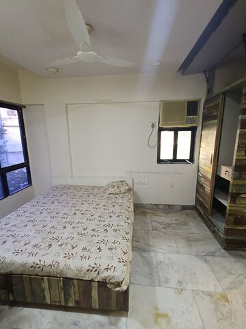 Living Room in 3 BHK Apartment at Skylark CHS, Andheri West – for Rent