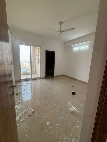 Room in 2 BHK Apartment at Kiara Residency, Sushant Golf City – for Rent