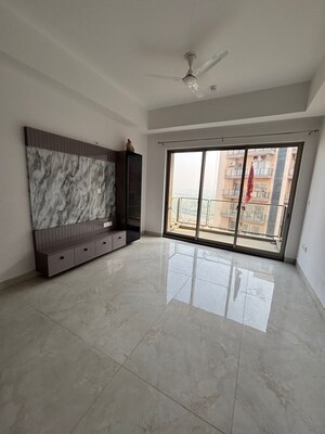 Room in 2 BHK Apartment at Kiara Residency, Sushant Golf City – for Rent