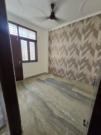 4 BHK Flat for Sale in Noida Central, Noida