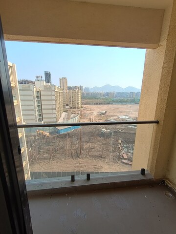 Room in 1 BHK Apartment at Elite Residence, Mumbra – for Rent